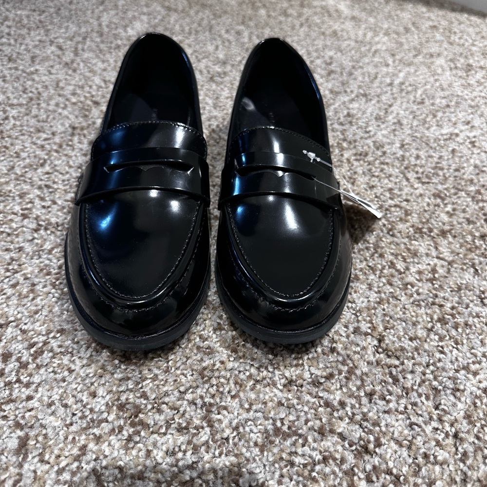 Banana Republic Classic Black Loafers -Size 7